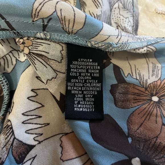 Sanctuary Blue and Brown Floral Blouse - Picture 7 of 9